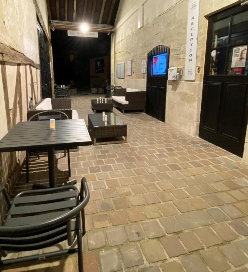 Logis - Hotel & Restaurant Saint Nicolas Chaumont-en-Vexin Εξωτερικό φωτογραφία