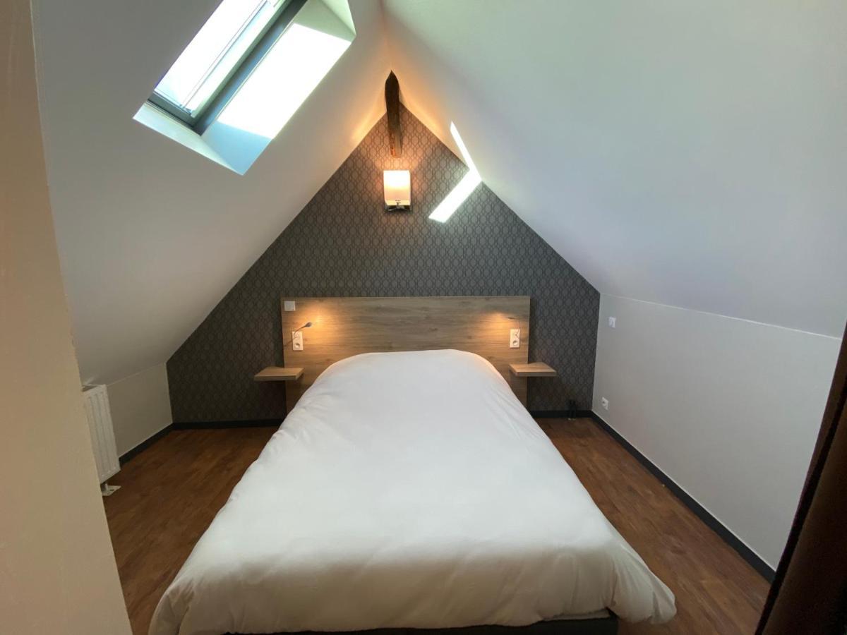Logis - Hotel & Restaurant Saint Nicolas Chaumont-en-Vexin Εξωτερικό φωτογραφία