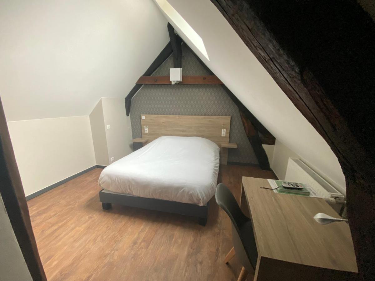 Logis - Hotel & Restaurant Saint Nicolas Chaumont-en-Vexin Εξωτερικό φωτογραφία
