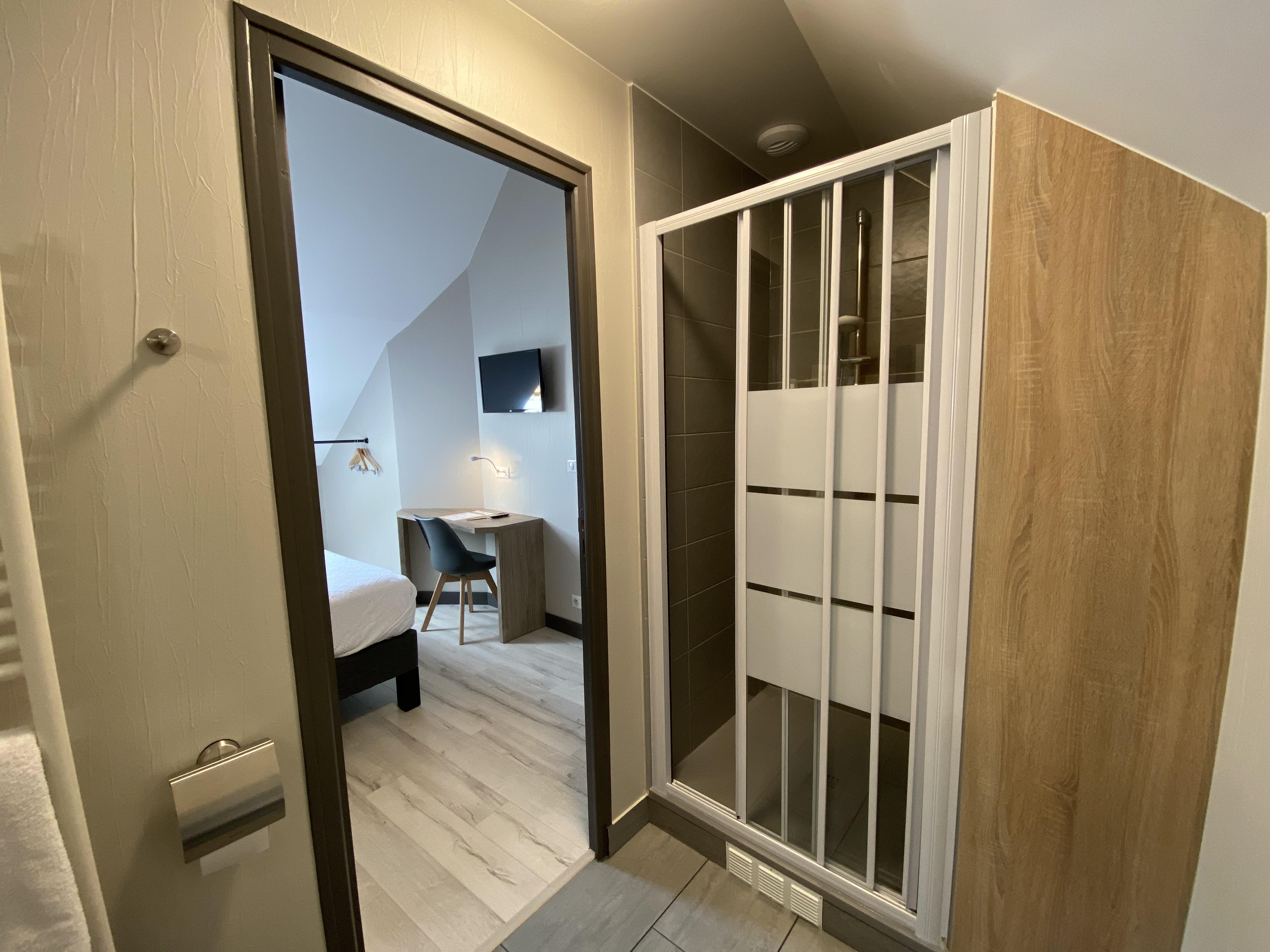 Logis - Hotel & Restaurant Saint Nicolas Chaumont-en-Vexin Εξωτερικό φωτογραφία