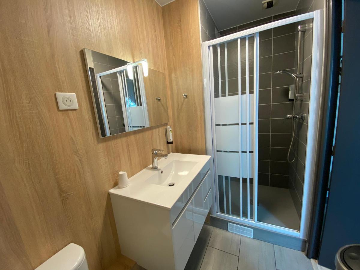 Logis - Hotel & Restaurant Saint Nicolas Chaumont-en-Vexin Εξωτερικό φωτογραφία
